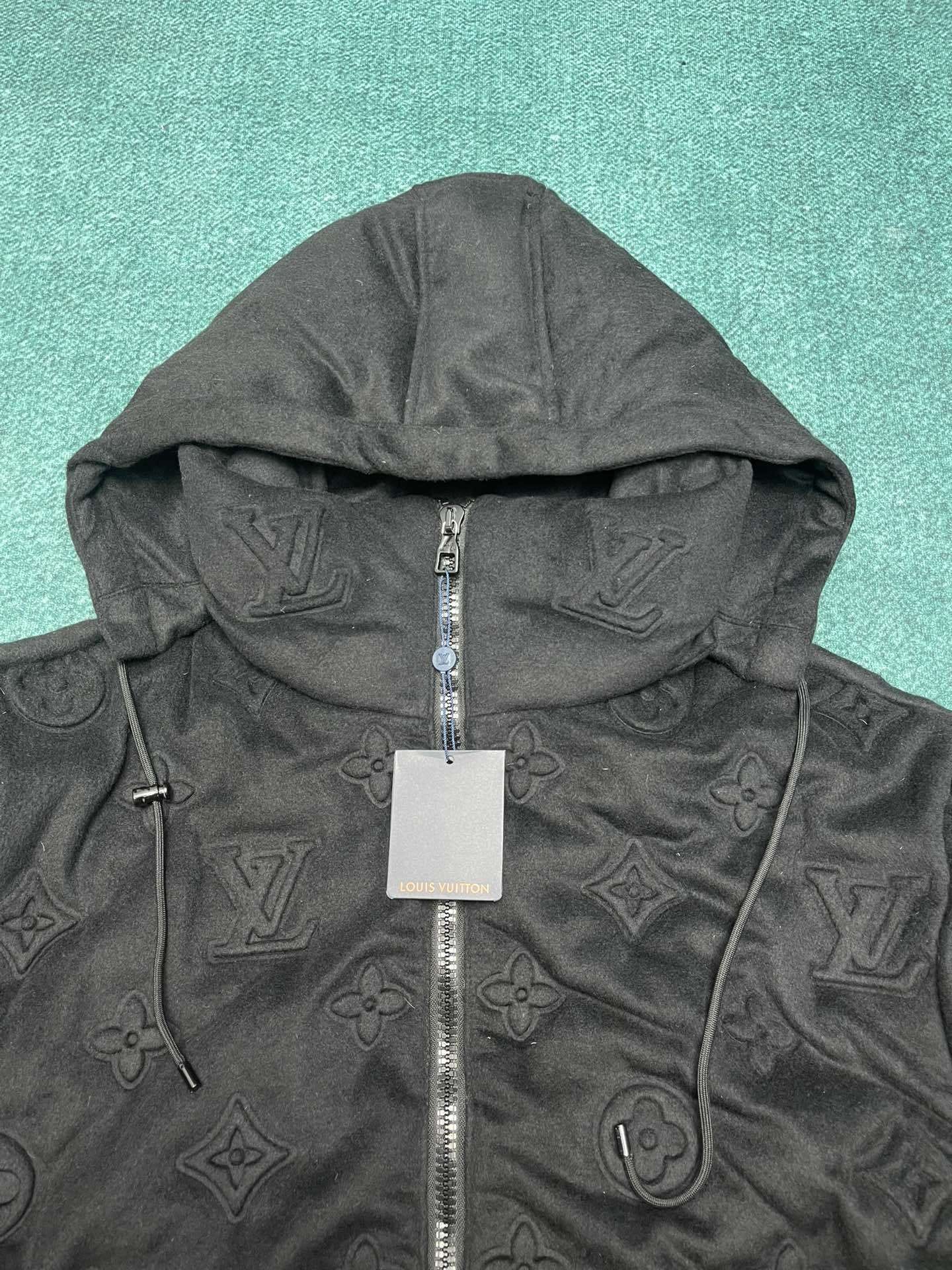 MONODRIP LV Daunenjacke