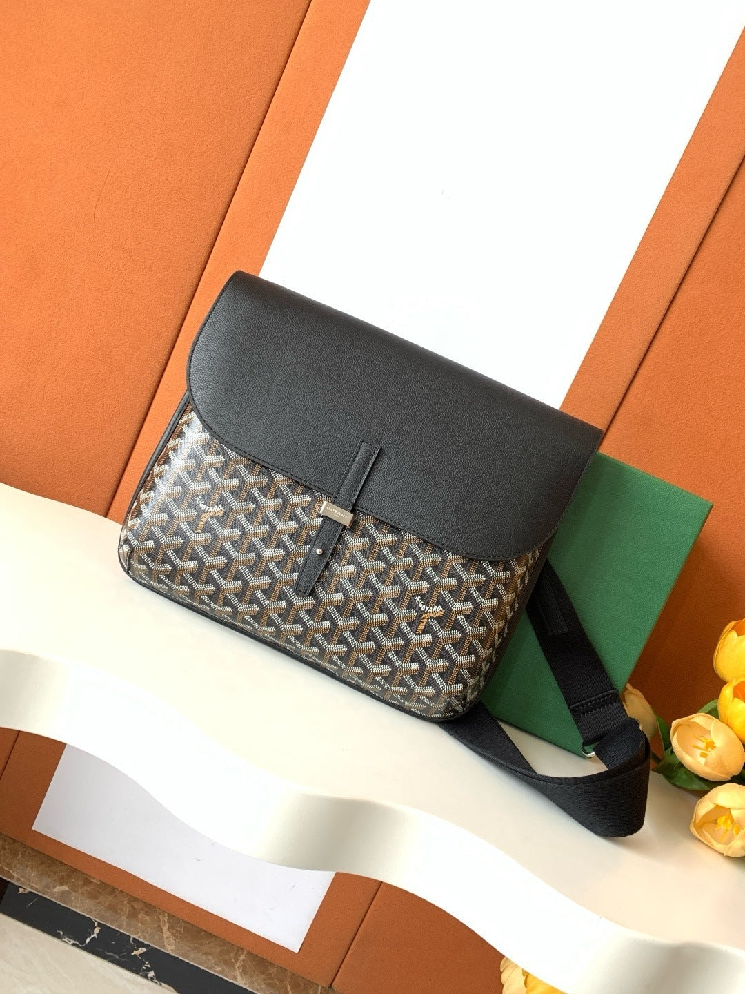 MONODRIP "GOY" Massanger bag