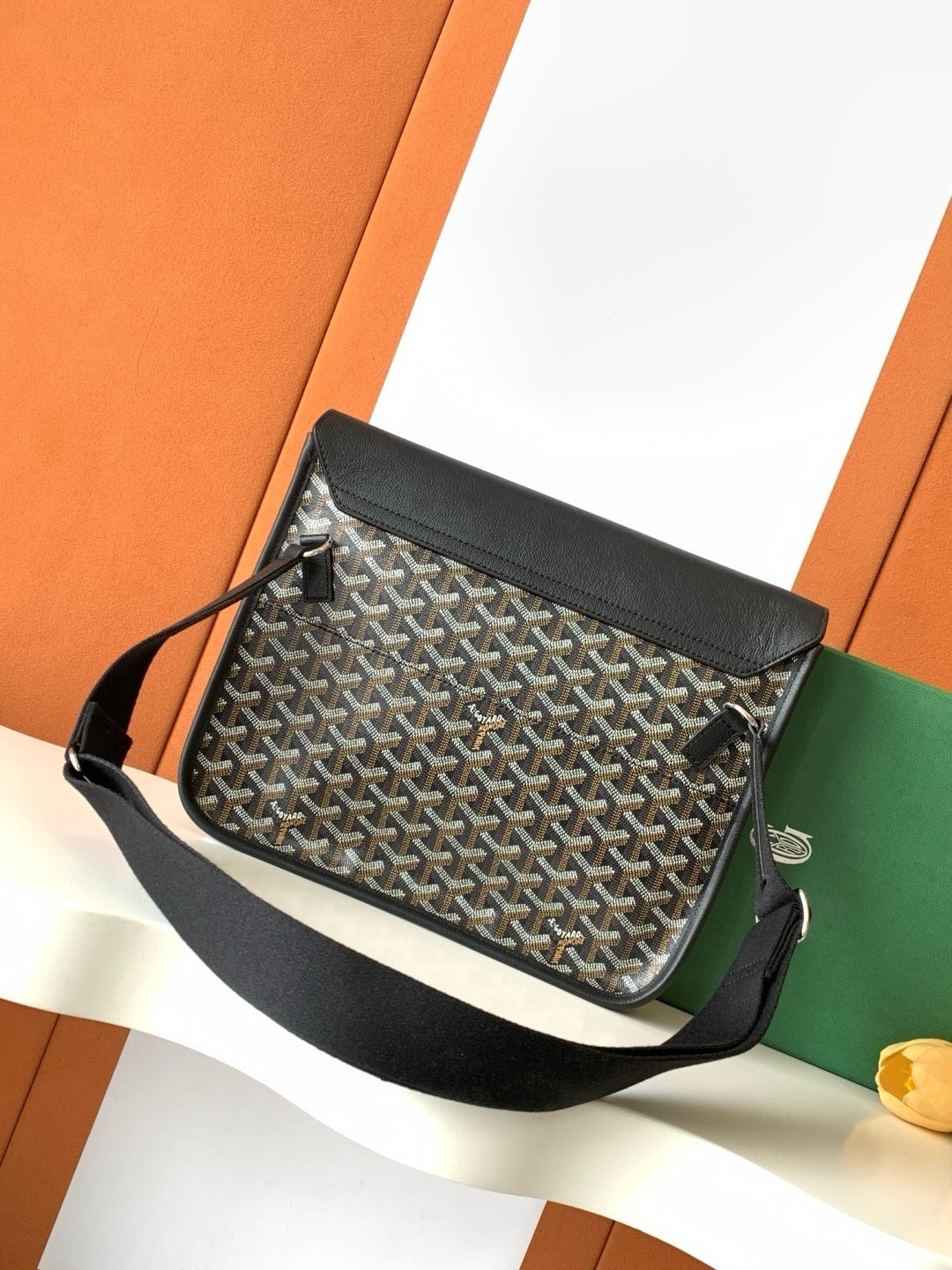 MONODRIP "GOY" Massanger bag