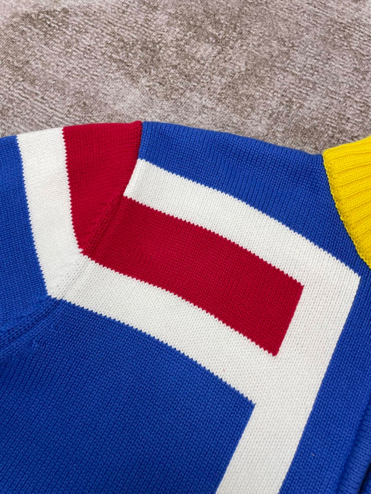 MONODRIP "Casa" Weste